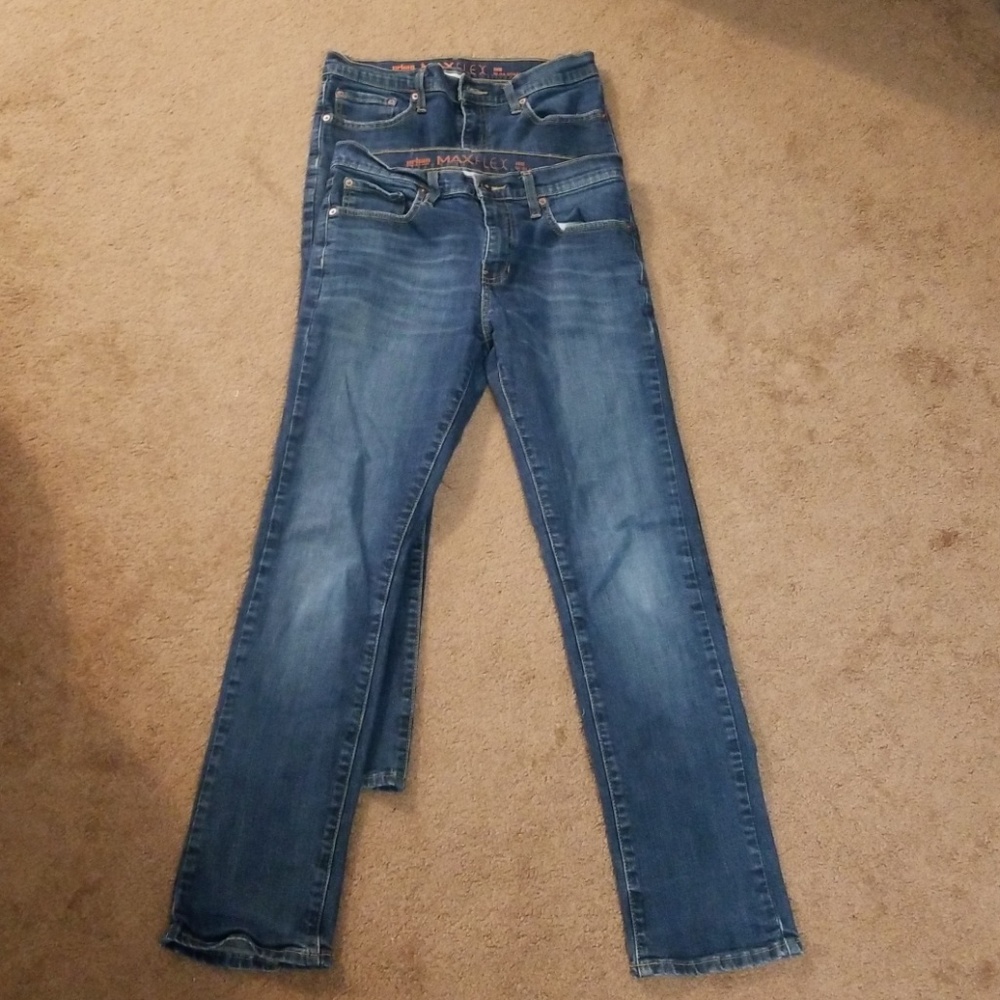 2 pair Urban pipeline slim straight jeans.